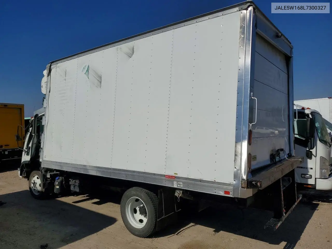 2020 Isuzu Nrr VIN: JALE5W168L7300327 Lot: 56252256
