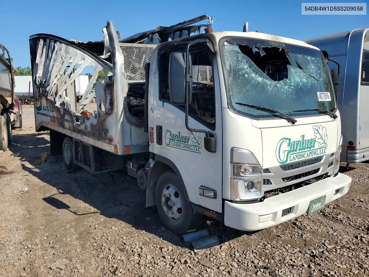 2025 Isuzu Npr Box Truck VIN: 54DB4W1D5SS209058 Lot: 48772616