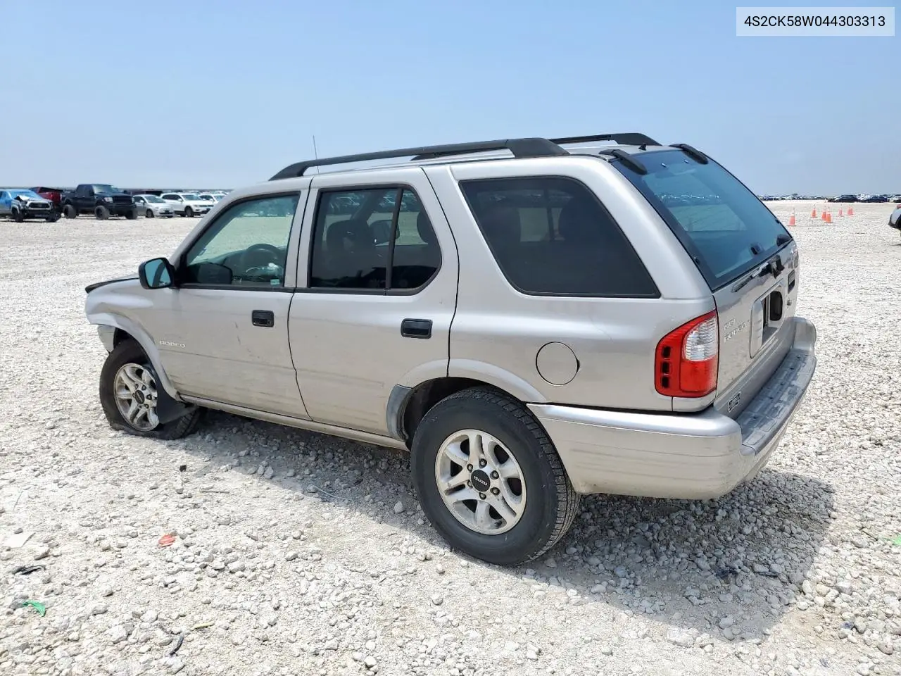 2004 Isuzu Rodeo S VIN: 4S2CK58W044303313 Lot: 49073716