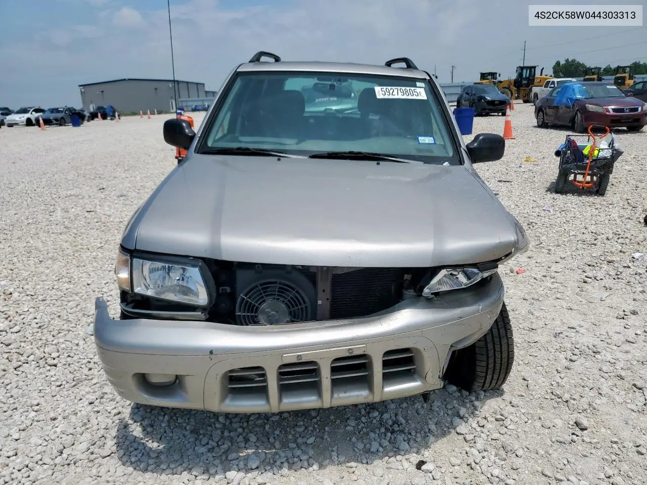 2004 Isuzu Rodeo S VIN: 4S2CK58W044303313 Lot: 49073716