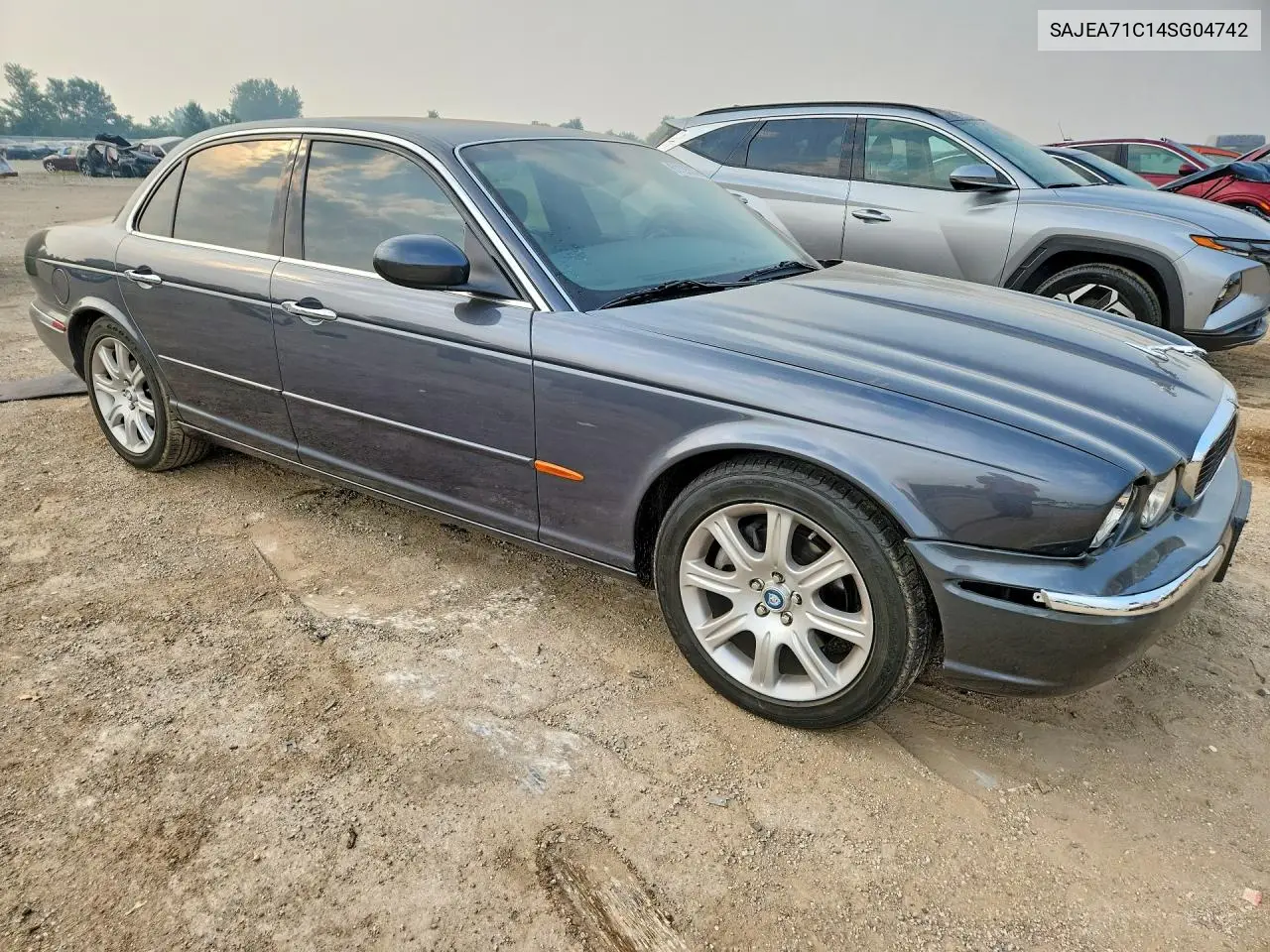 2004 Jaguar Xj8 VIN: SAJEA71C14SG04742 Lot: 61125576