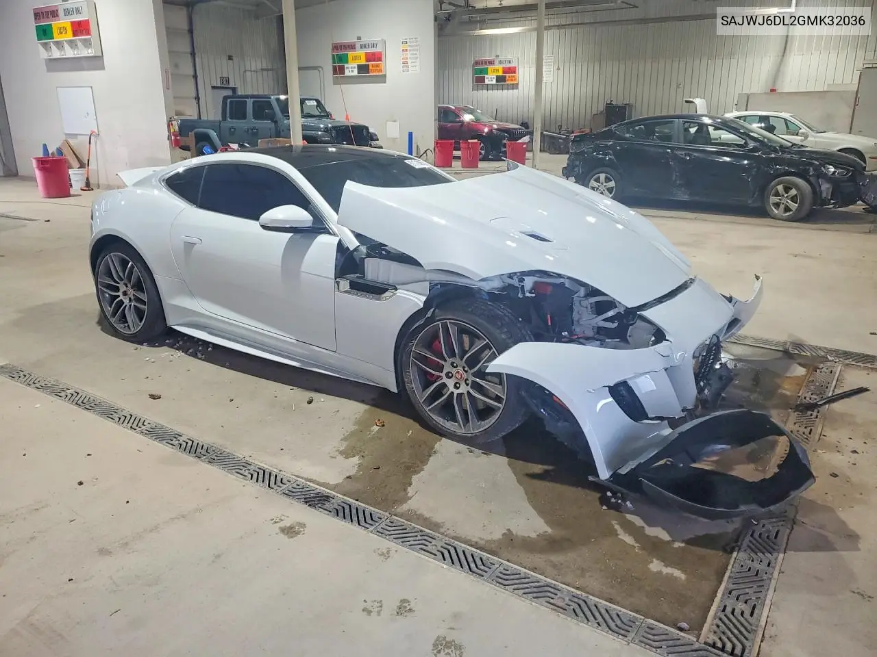 2016 Jaguar F-Type R VIN: SAJWJ6DL2GMK32036 Lot: 57171836