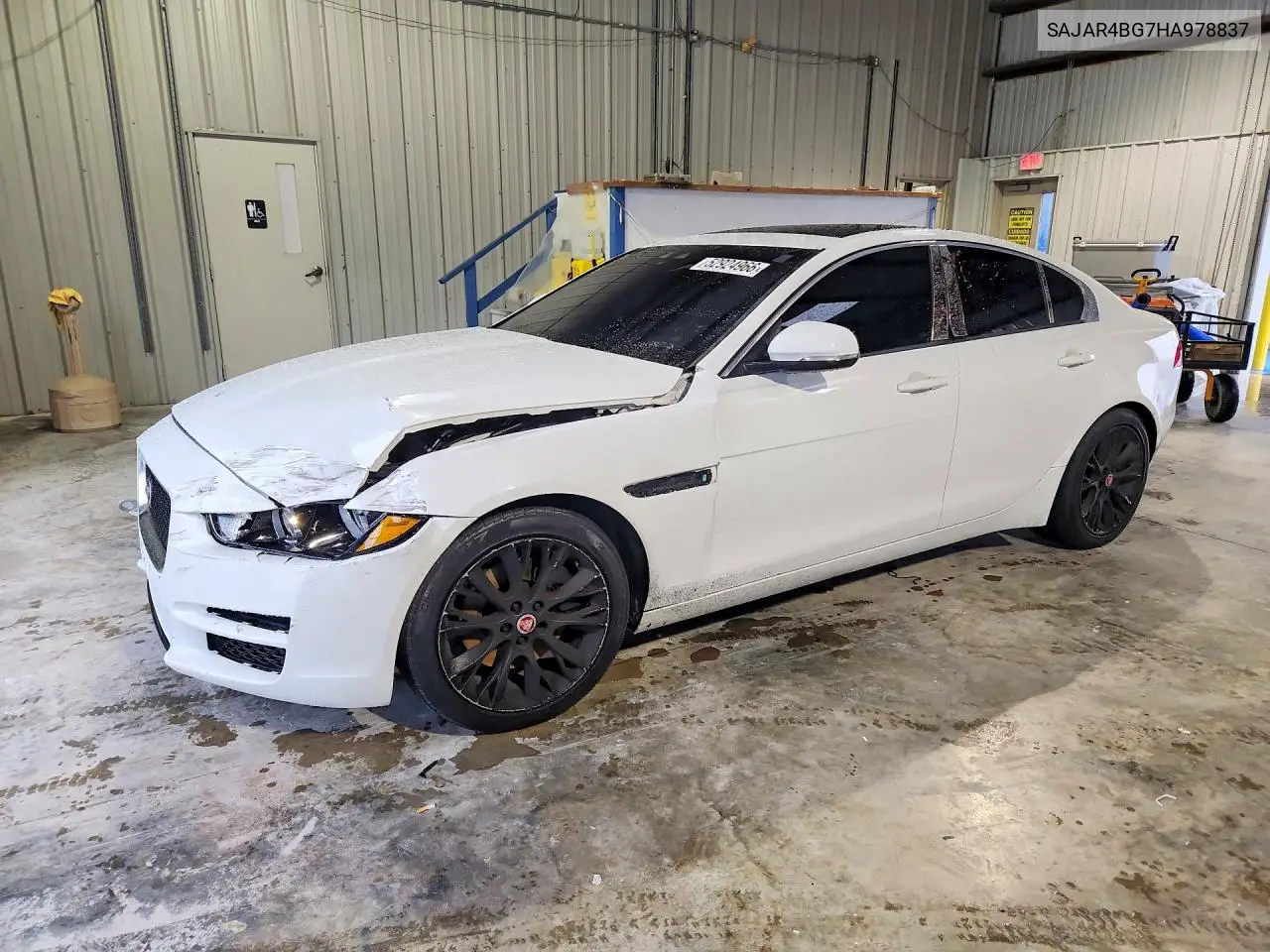 2017 Jaguar Xe