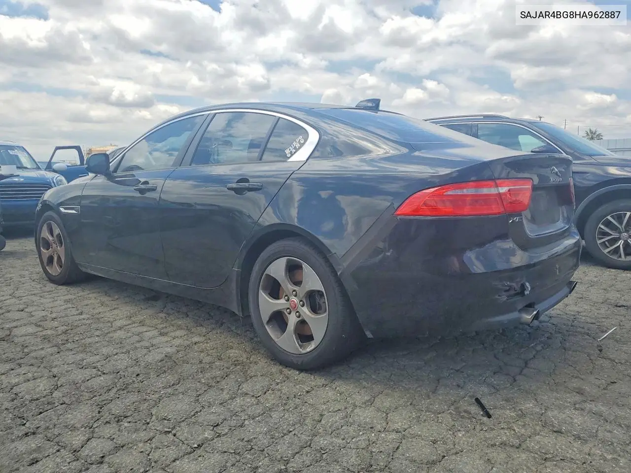 2017 Jaguar Xe