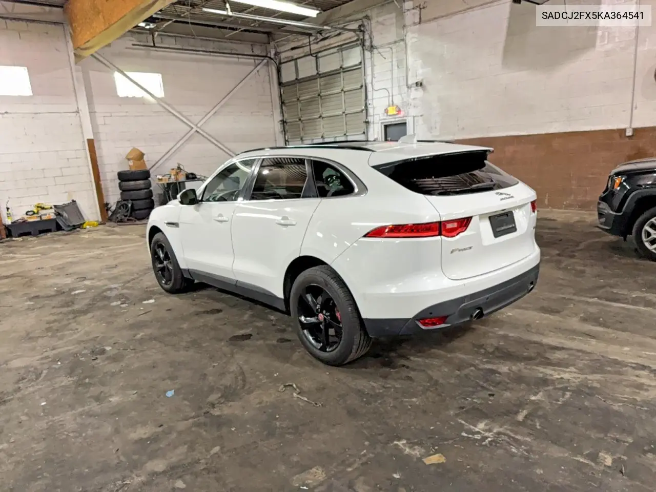 2019 Jaguar F-Pace Premium VIN: SADCJ2FX5KA364541 Lot: 55096306