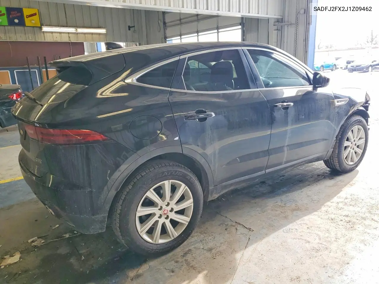 SADFJ2FX2J1Z09462 2018 Jaguar E-Pace S