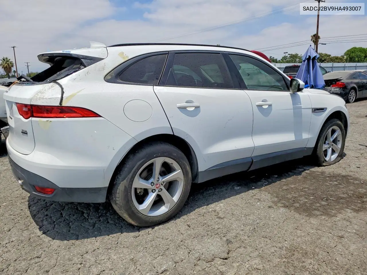 SADCJ2BV9HA493007 2017 Jaguar F-Pace Premium
