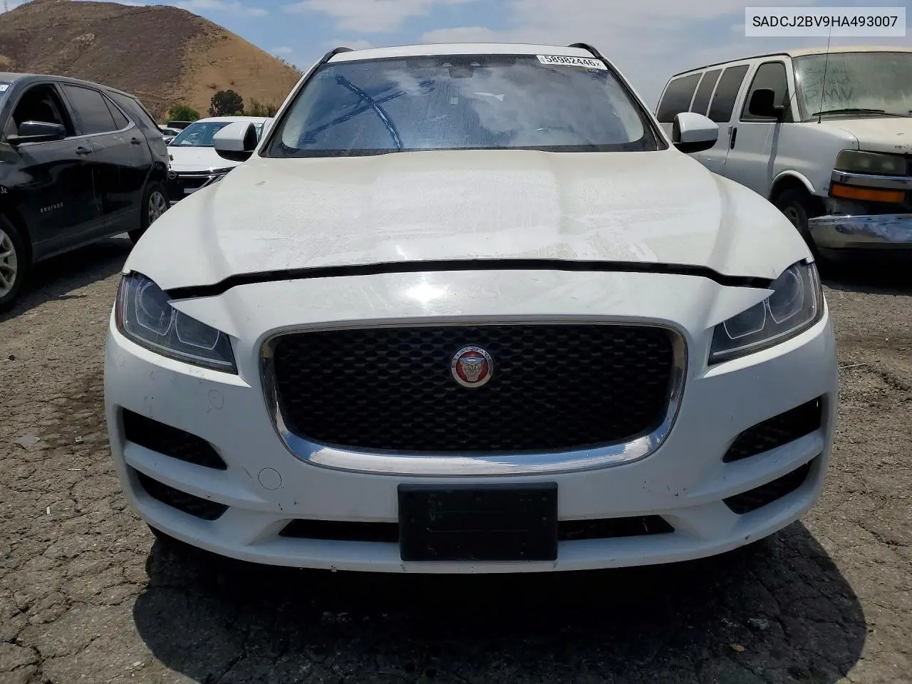 SADCJ2BV9HA493007 2017 Jaguar F-Pace Premium