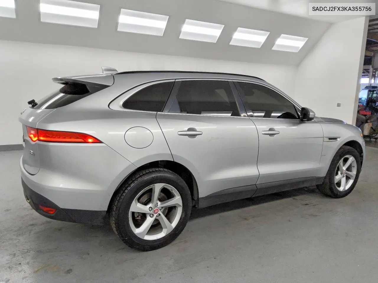 2019 Jaguar F-Pace Premium VIN: SADCJ2FX3KA355756 Lot: 50940106