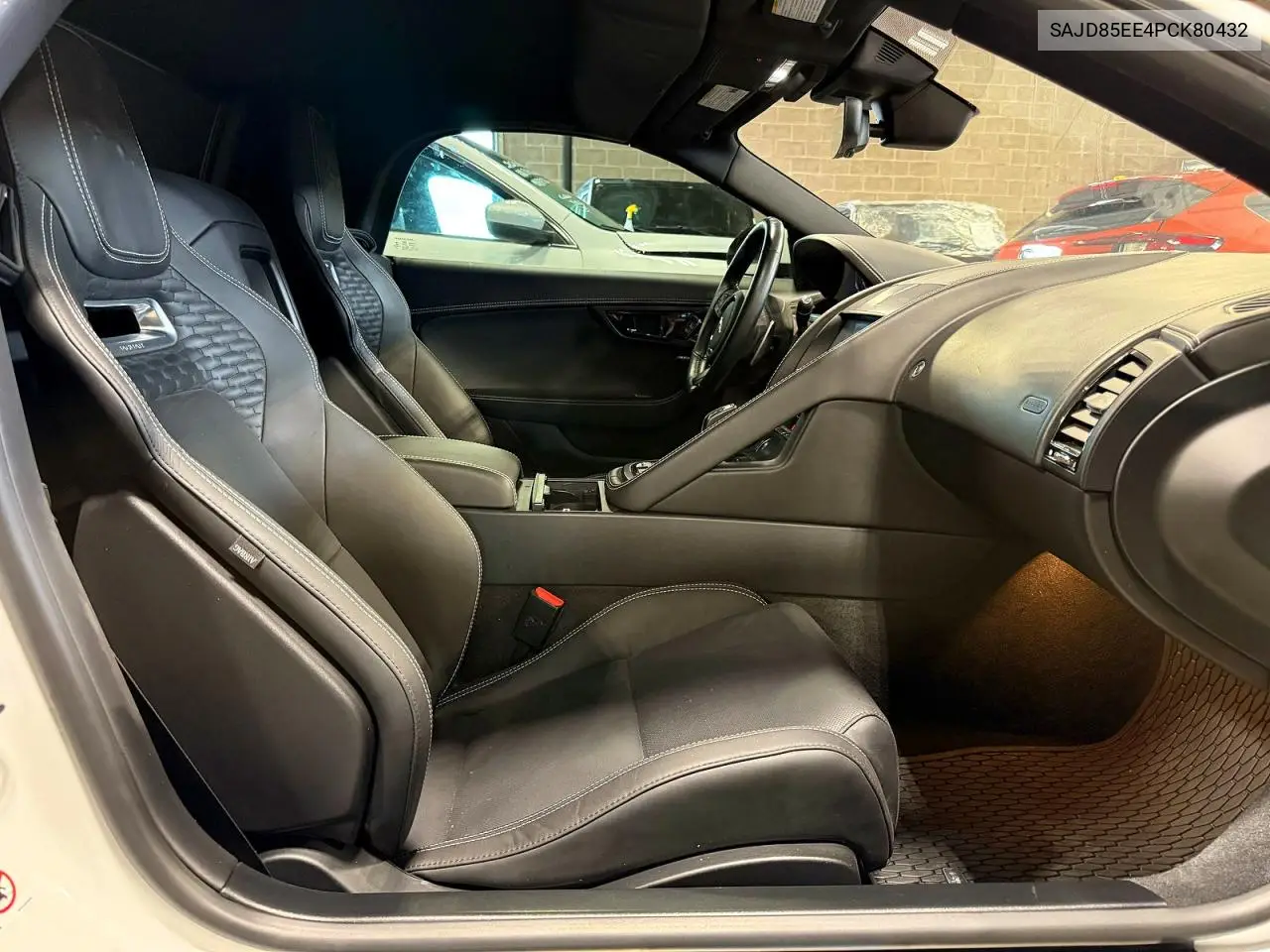 SAJD85EE4PCK80432 2023 Jaguar F-Type R Dynamic