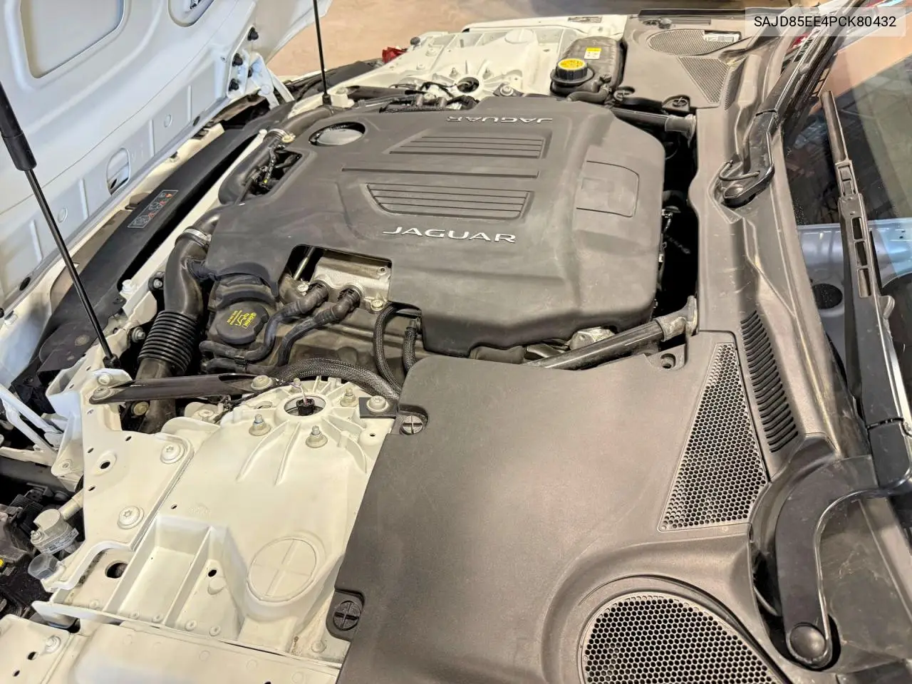 SAJD85EE4PCK80432 2023 Jaguar F-Type R Dynamic