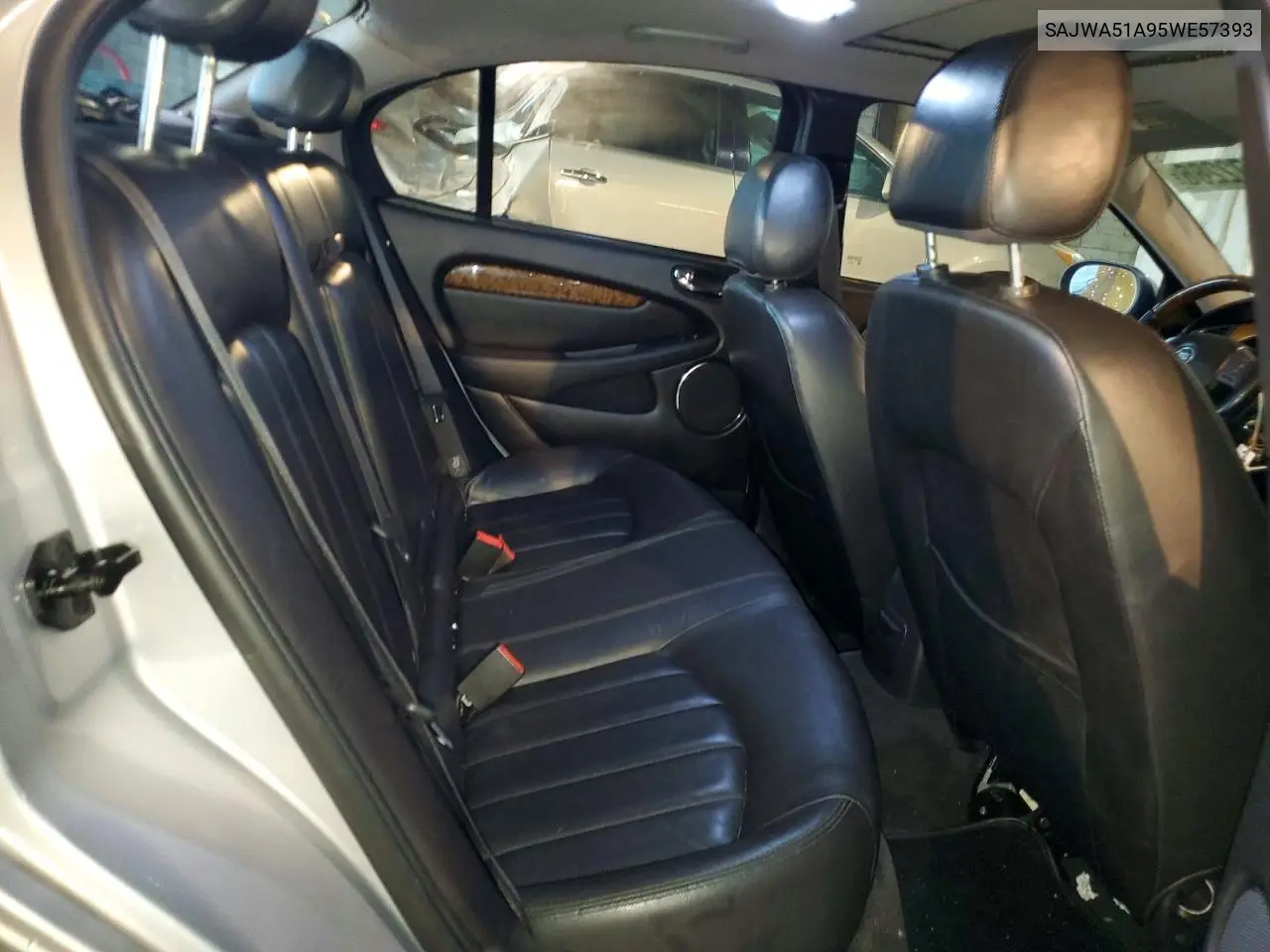 2005 Jaguar X-Type 3.0 VIN: SAJWA51A95WE57393 Lot: 59672286