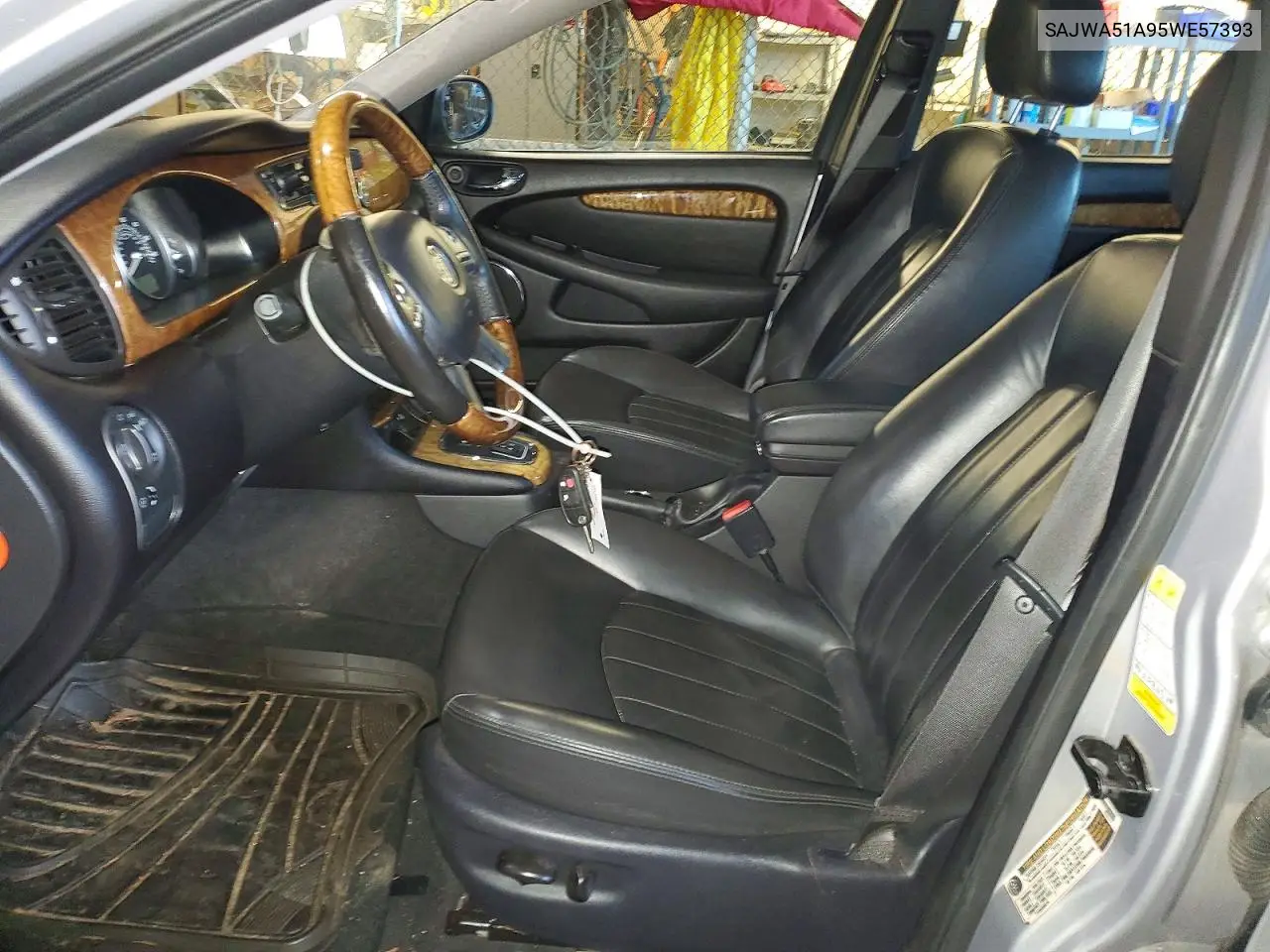 2005 Jaguar X-Type 3.0 VIN: SAJWA51A95WE57393 Lot: 59672286