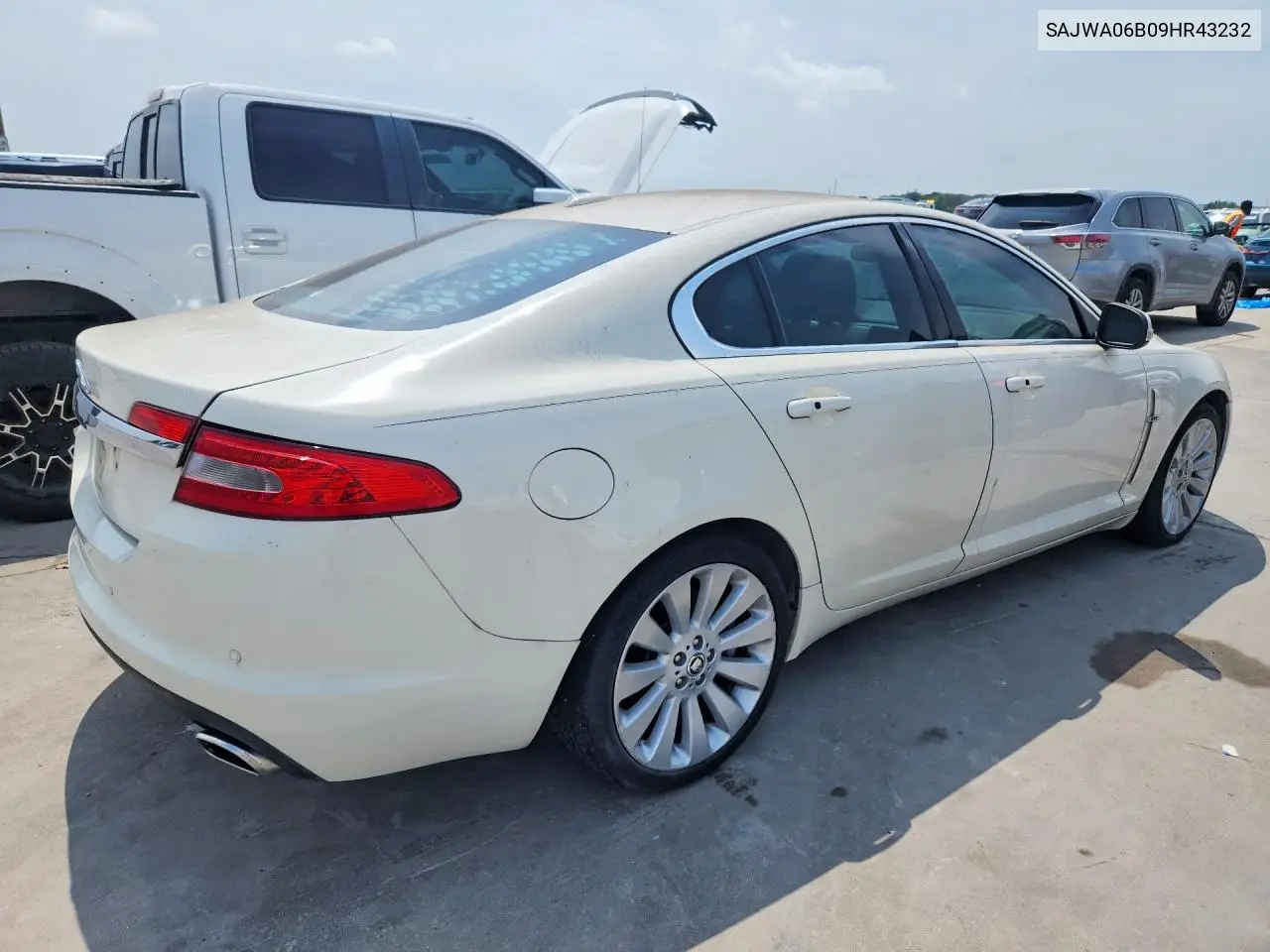 2009 Jaguar Xf Premium Luxury VIN: SAJWA06B09HR43232 Lot: 53671956