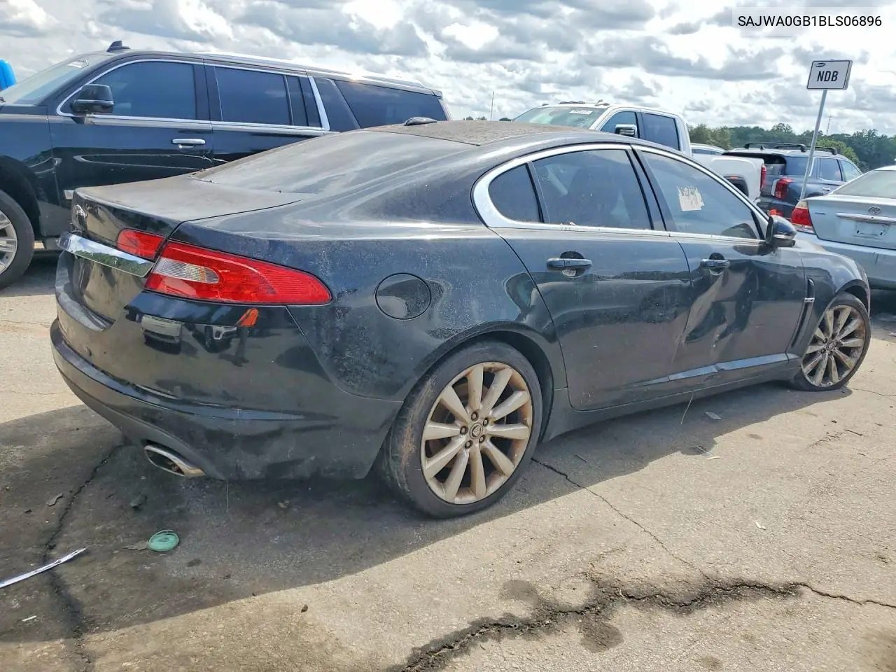 2011 Jaguar Xf Premium VIN: SAJWA0GB1BLS06896 Lot: 57828046