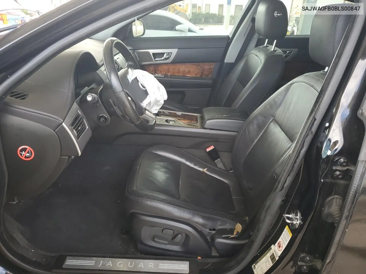 SAJWA0FB0BLS00847 2011 Jaguar Xf