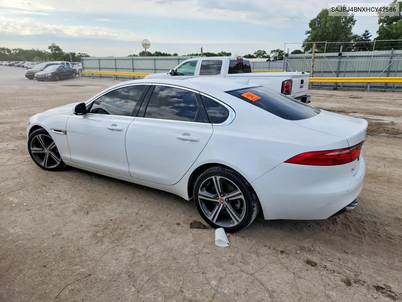 2017 Jaguar Xf Premium VIN: SAJBJ4BNXHCY42586 Lot: 59959876