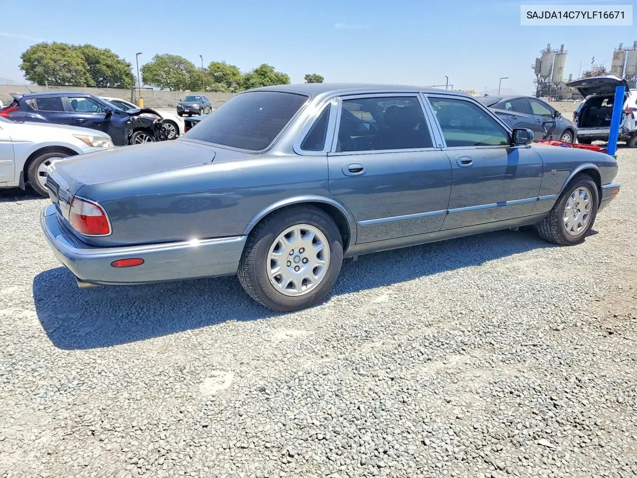 2000 Jaguar Xj8 VIN: SAJDA14C7YLF16671 Lot: 59744476