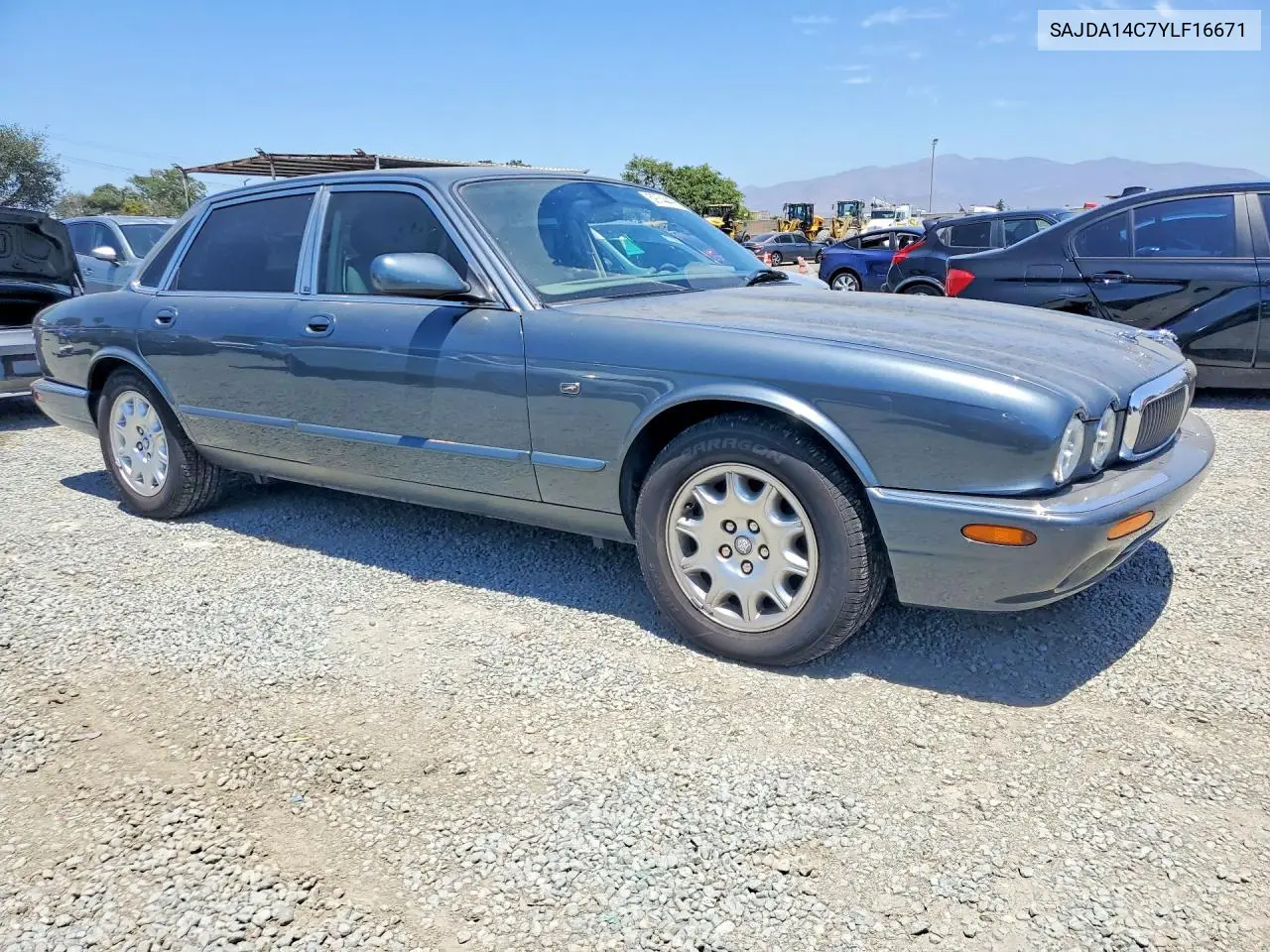 2000 Jaguar Xj8 VIN: SAJDA14C7YLF16671 Lot: 59744476