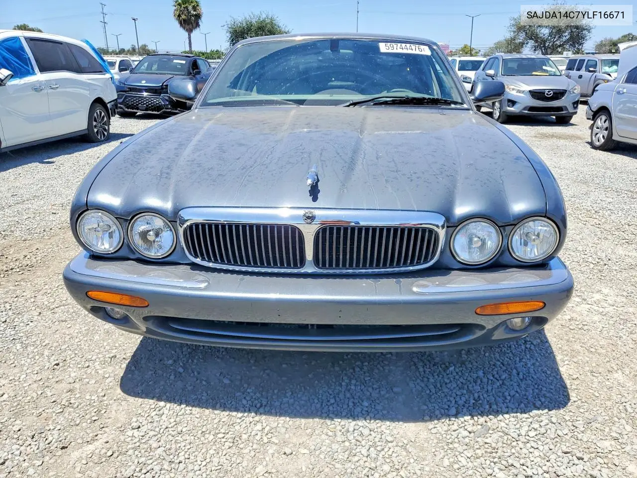 2000 Jaguar Xj8 VIN: SAJDA14C7YLF16671 Lot: 59744476