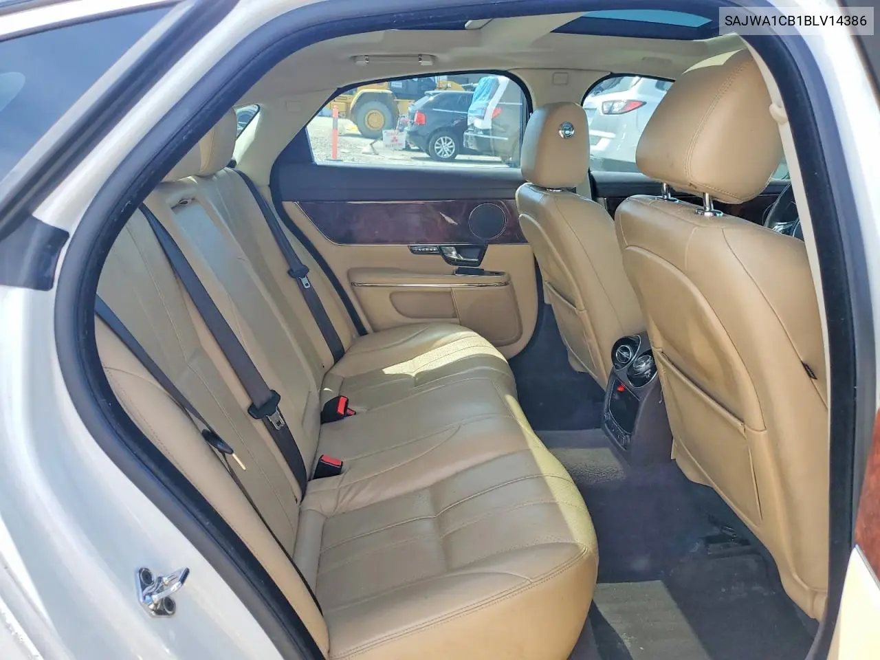 2011 Jaguar Xj VIN: SAJWA1CB1BLV14386 Lot: 54412636