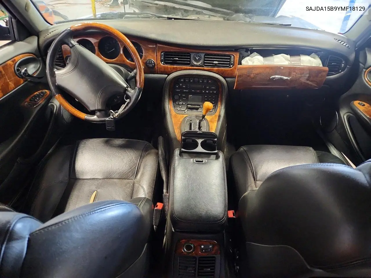 2000 Jaguar Xjr VIN: SAJDA15B9YMF18129 Lot: 55168276