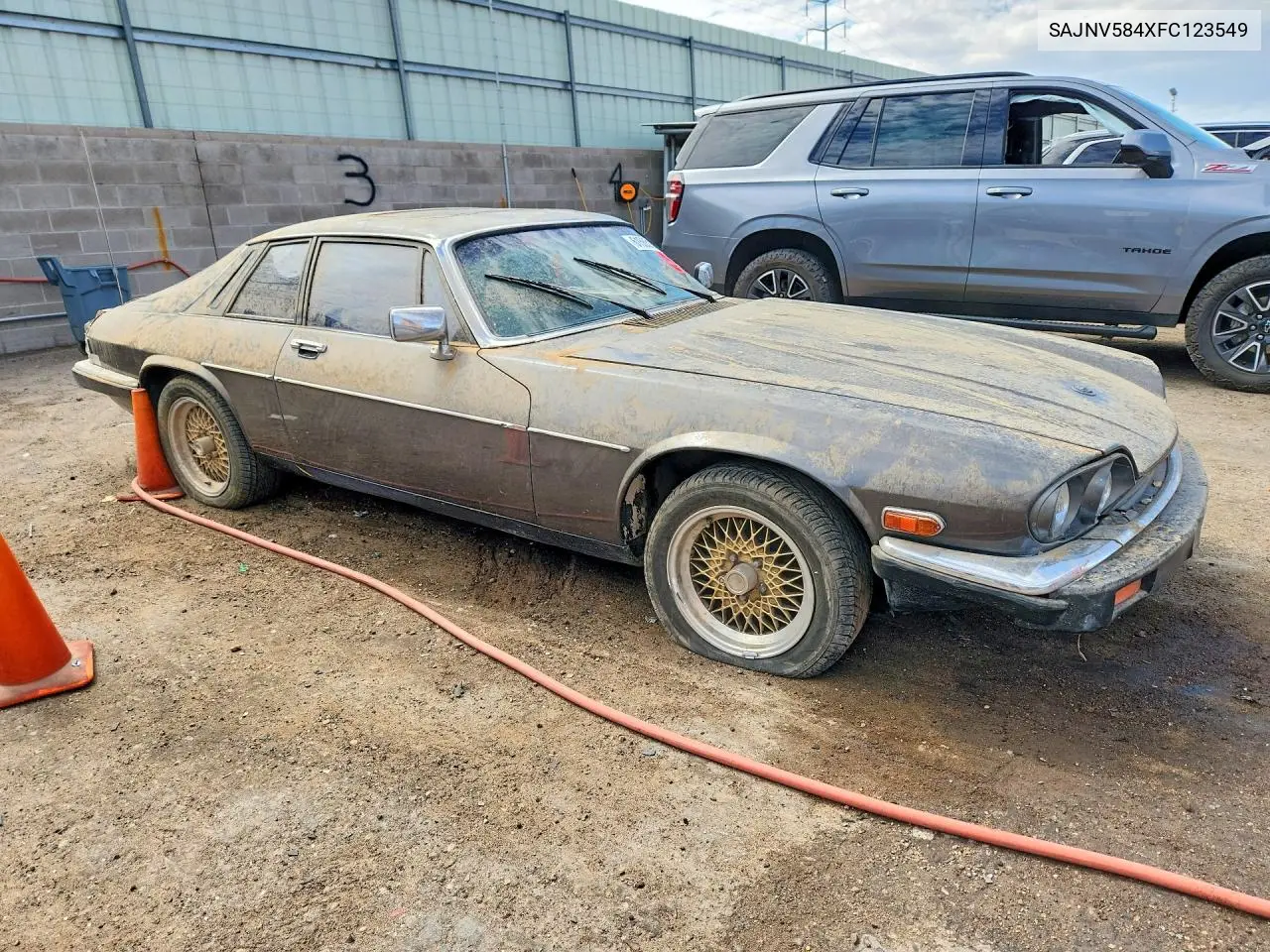 1985 Jaguar Xjs VIN: SAJNV584XFC123549 Lot: 61565186