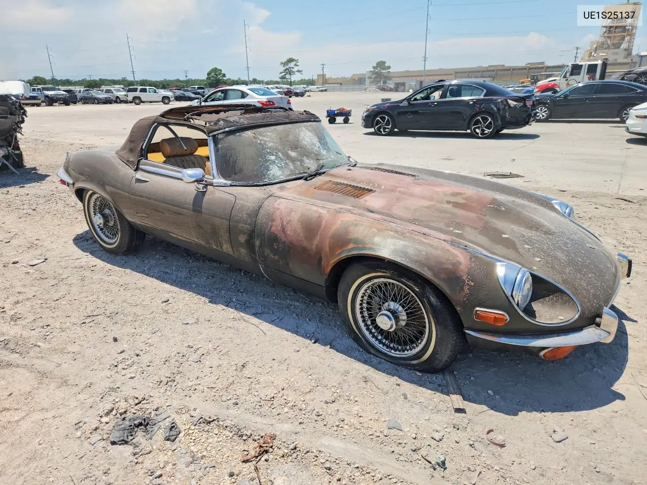 1974 Jaguar Xke VIN: UE1S25137 Lot: 59295726