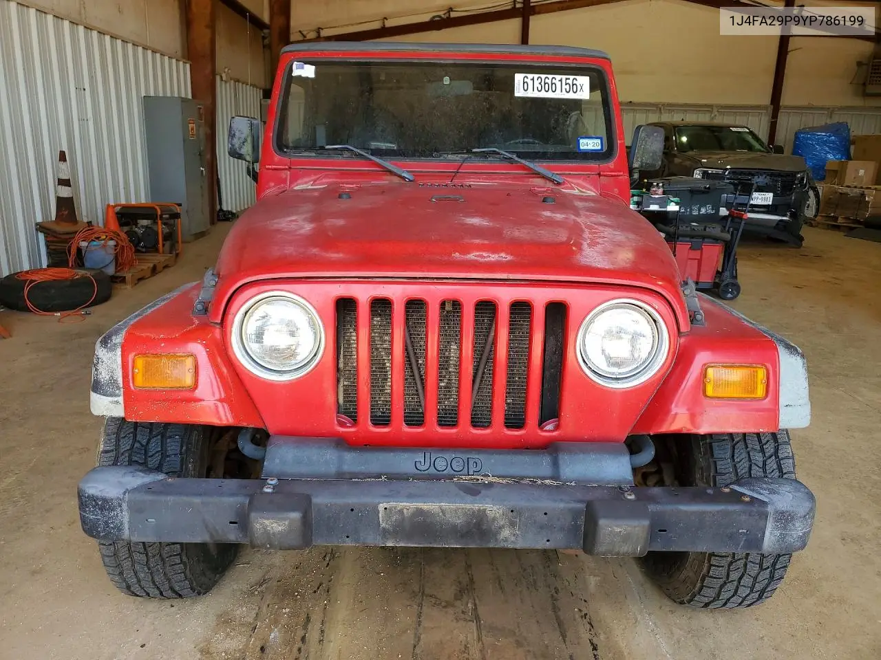 2000 Jeep Wrangler / Tj Se VIN: 1J4FA29P9YP786199 Lot: 61366156