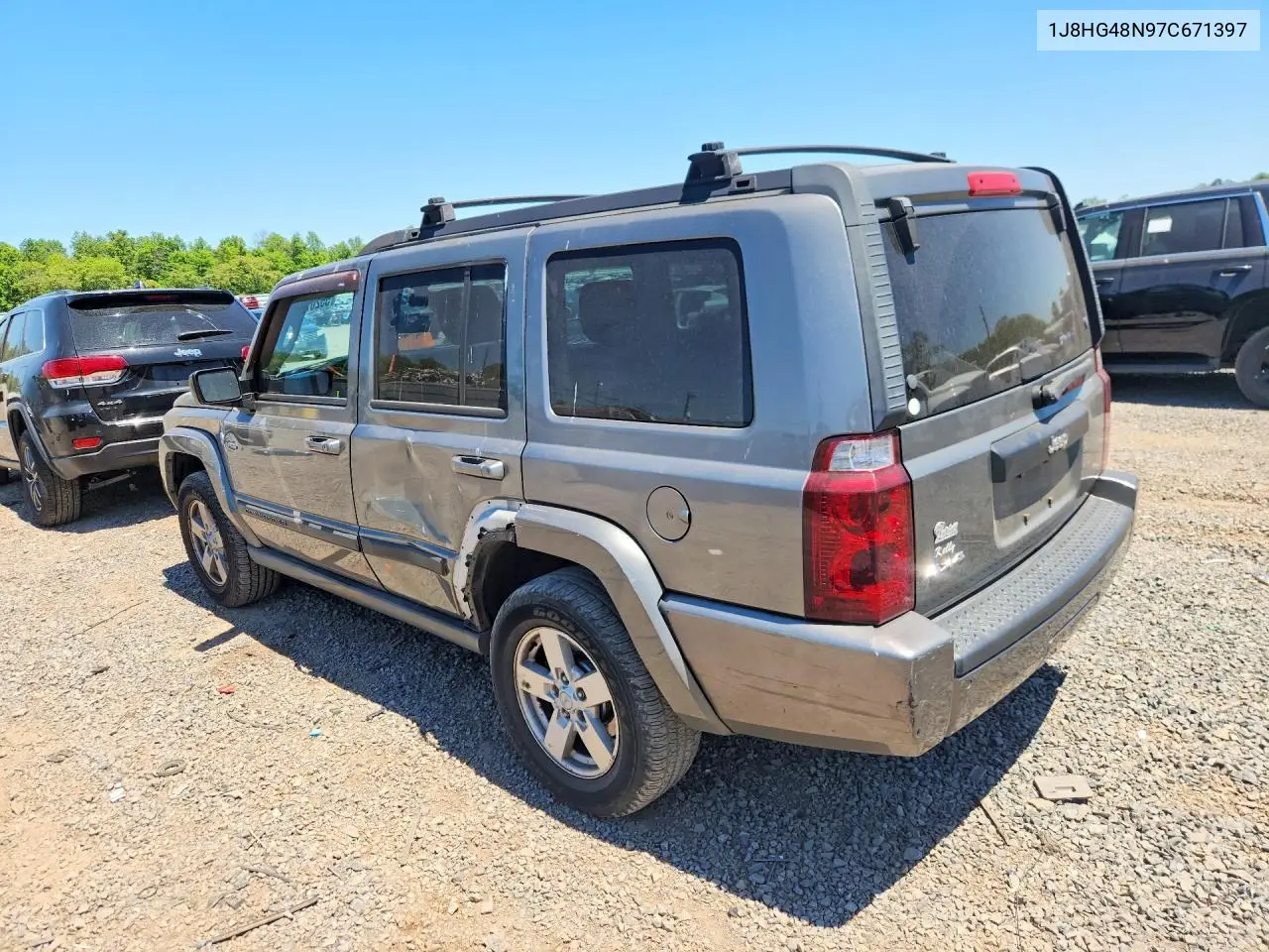 2007 Jeep Commander VIN: 1J8HG48N97C671397 Lot: 55207906