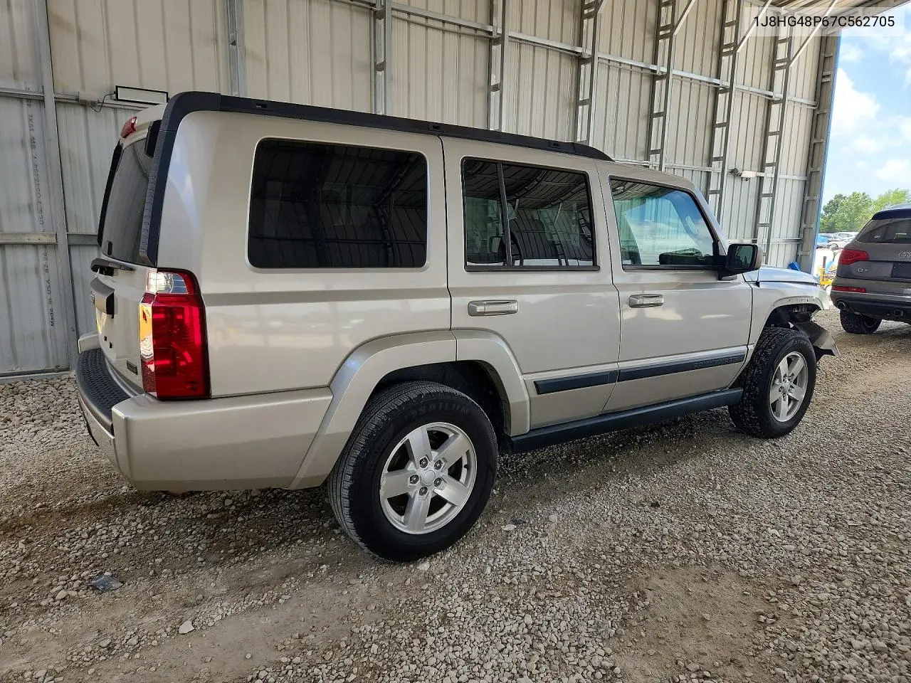 2007 Jeep Commander VIN: 1J8HG48P67C562705 Lot: 56990176