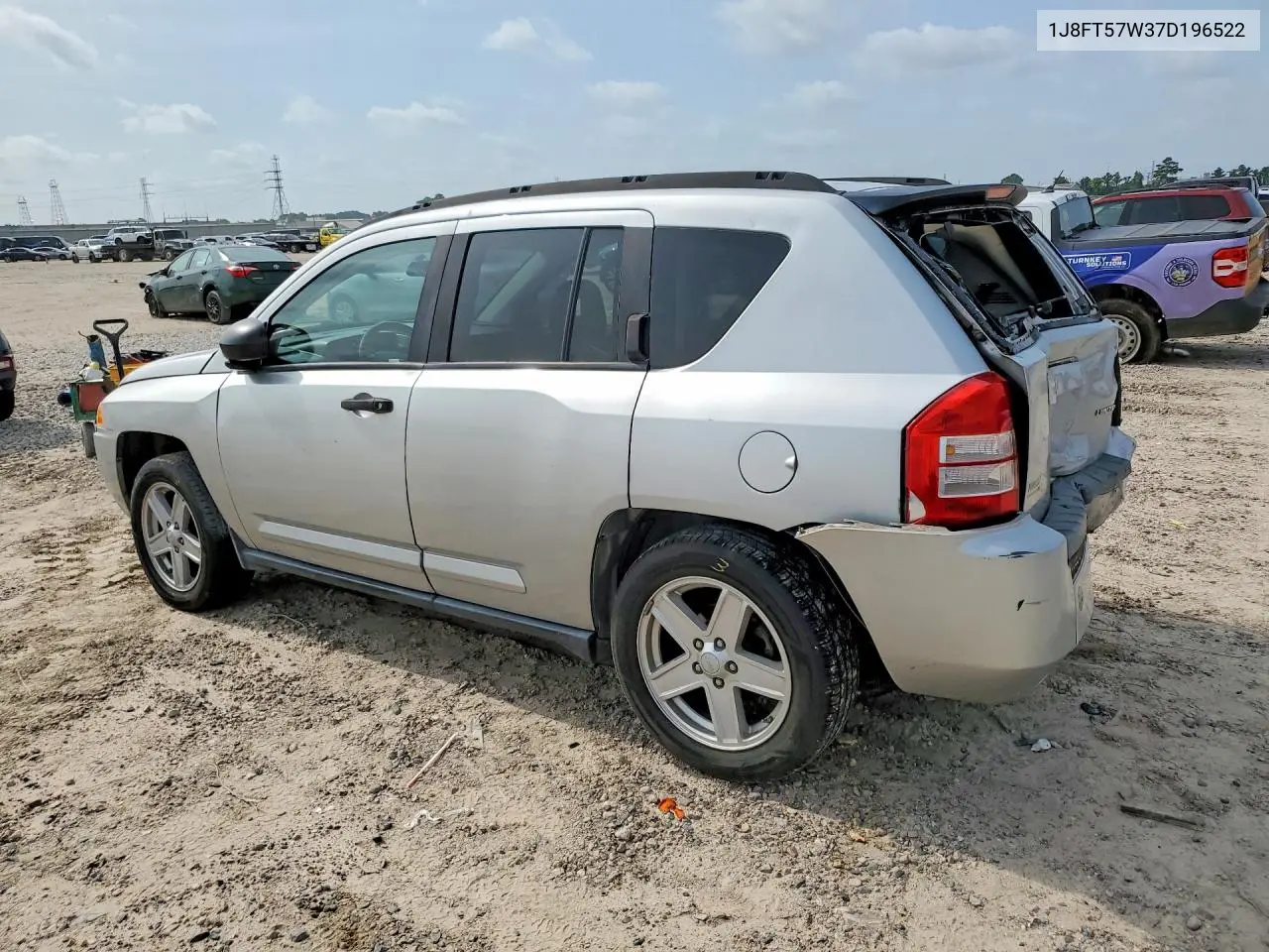 2007 Jeep Compass Limited VIN: 1J8FT57W37D196522 Lot: 57413056
