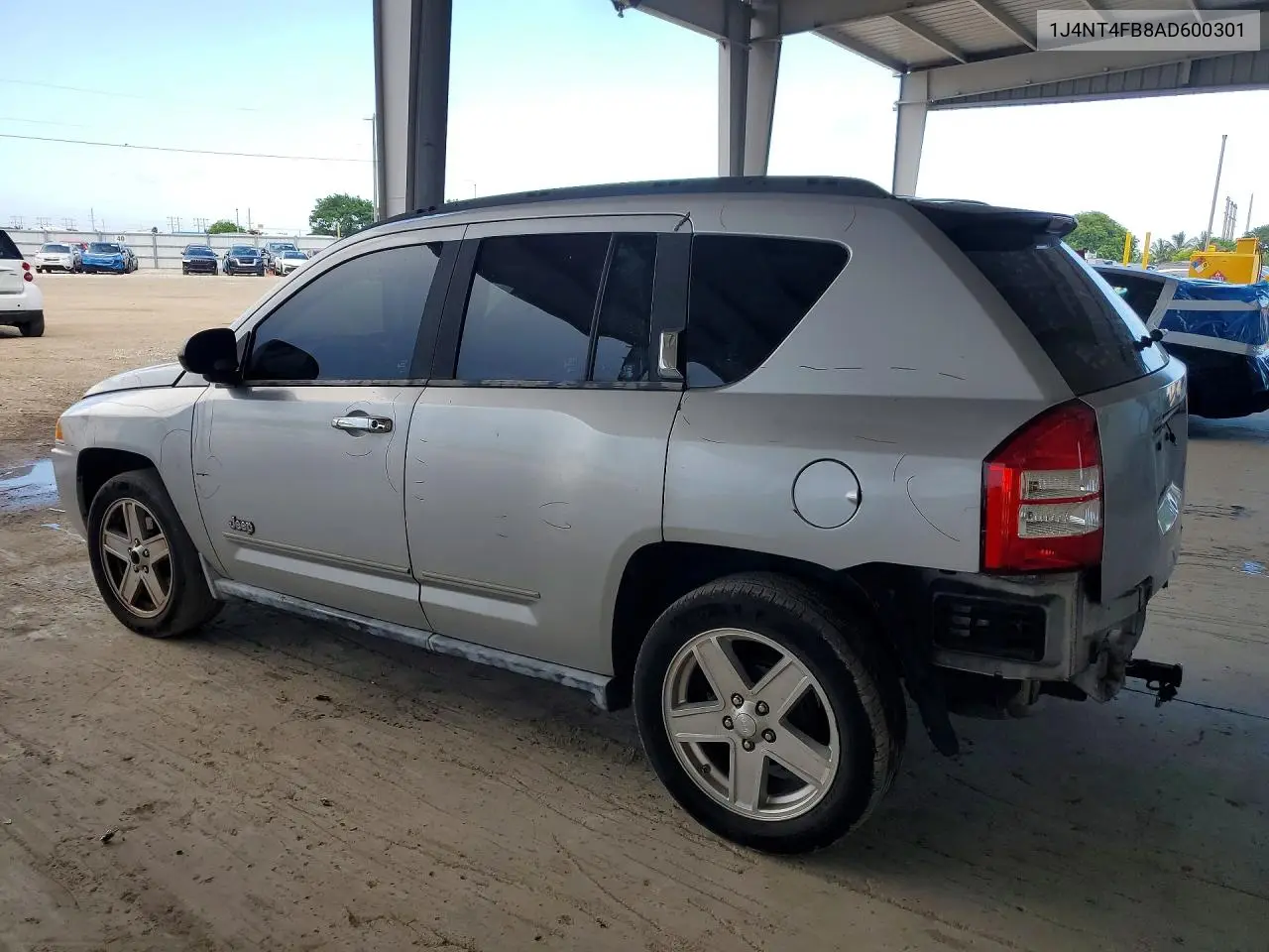 2010 Jeep Compass Sport VIN: 1J4NT4FB8AD600301 Lot: 58036916