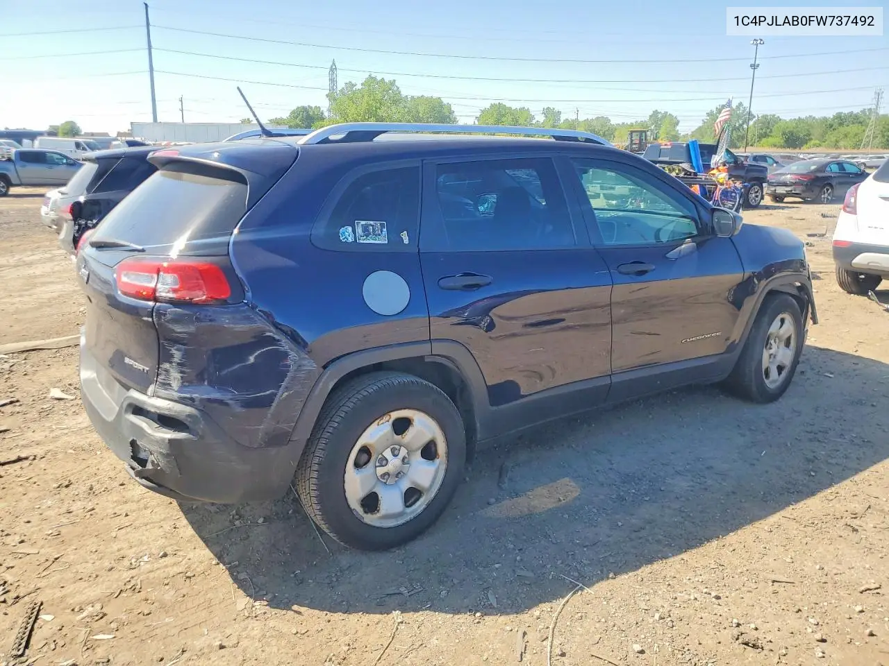 2015 Jeep Cherokee Sport VIN: 1C4PJLAB0FW737492 Lot: 56067586