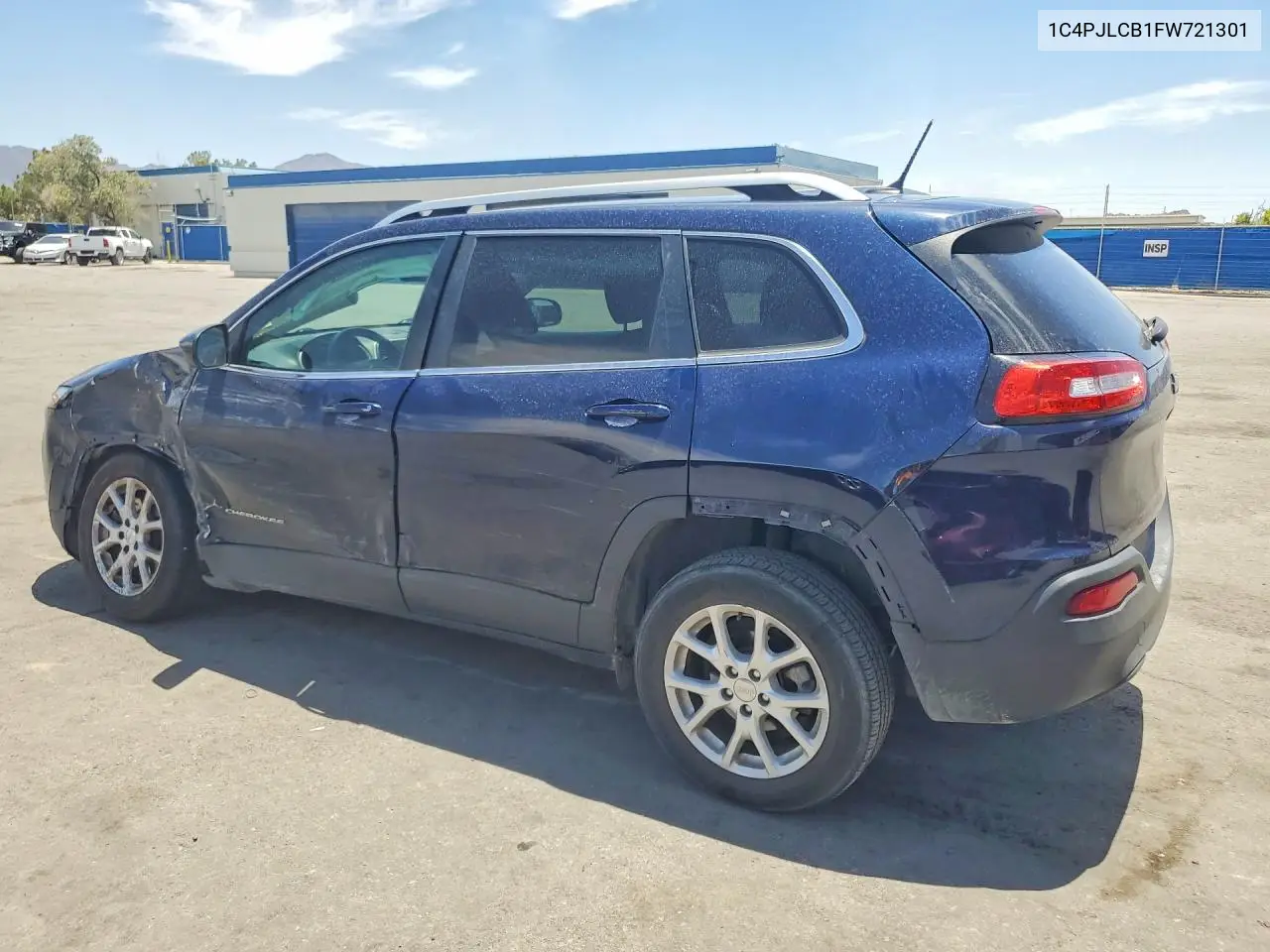 2015 Jeep Cherokee Latitude VIN: 1C4PJLCB1FW721301 Lot: 58828756