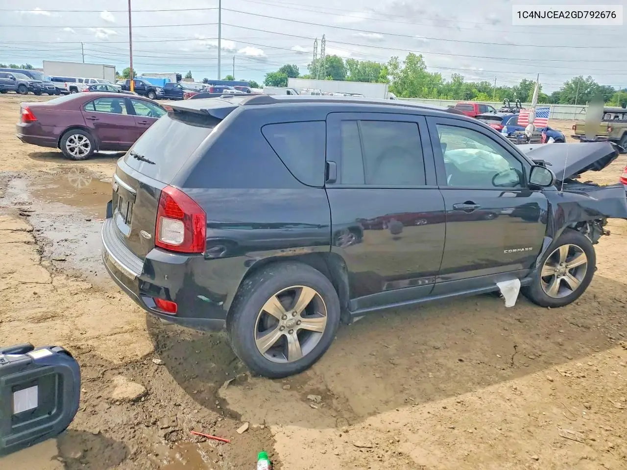 2016 Jeep Compass Latitude VIN: 1C4NJCEA2GD792676 Lot: 57777816