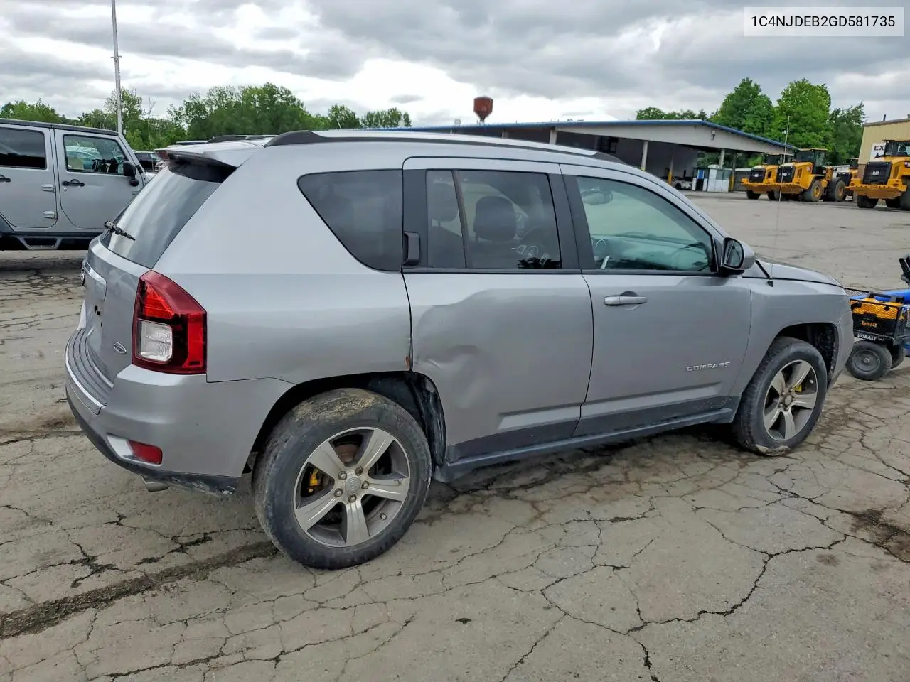 2016 Jeep Compass Latitude VIN: 1C4NJDEB2GD581735 Lot: 58447656