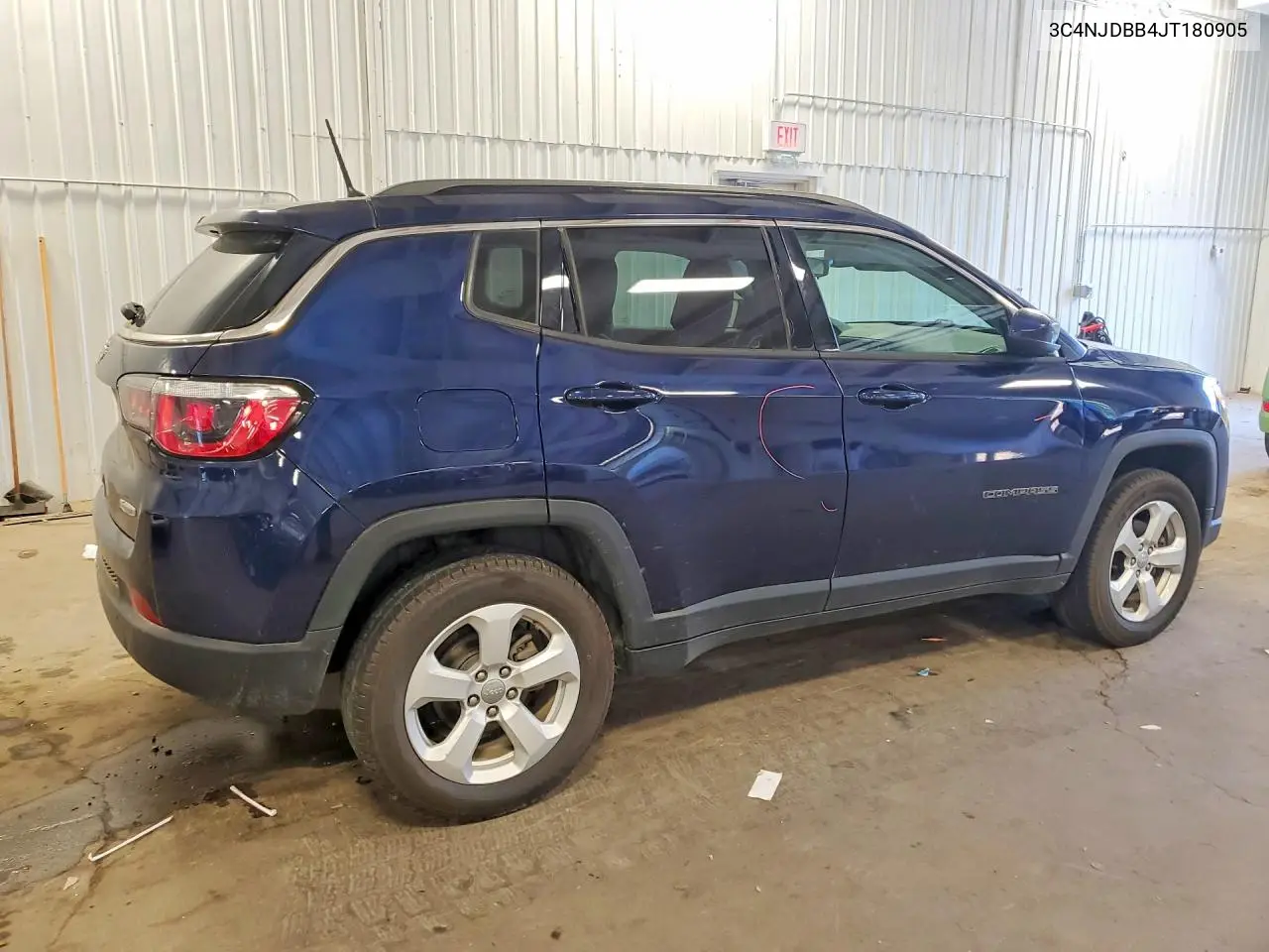 2018 Jeep Compass Latitude VIN: 3C4NJDBB4JT180905 Lot: 56685116