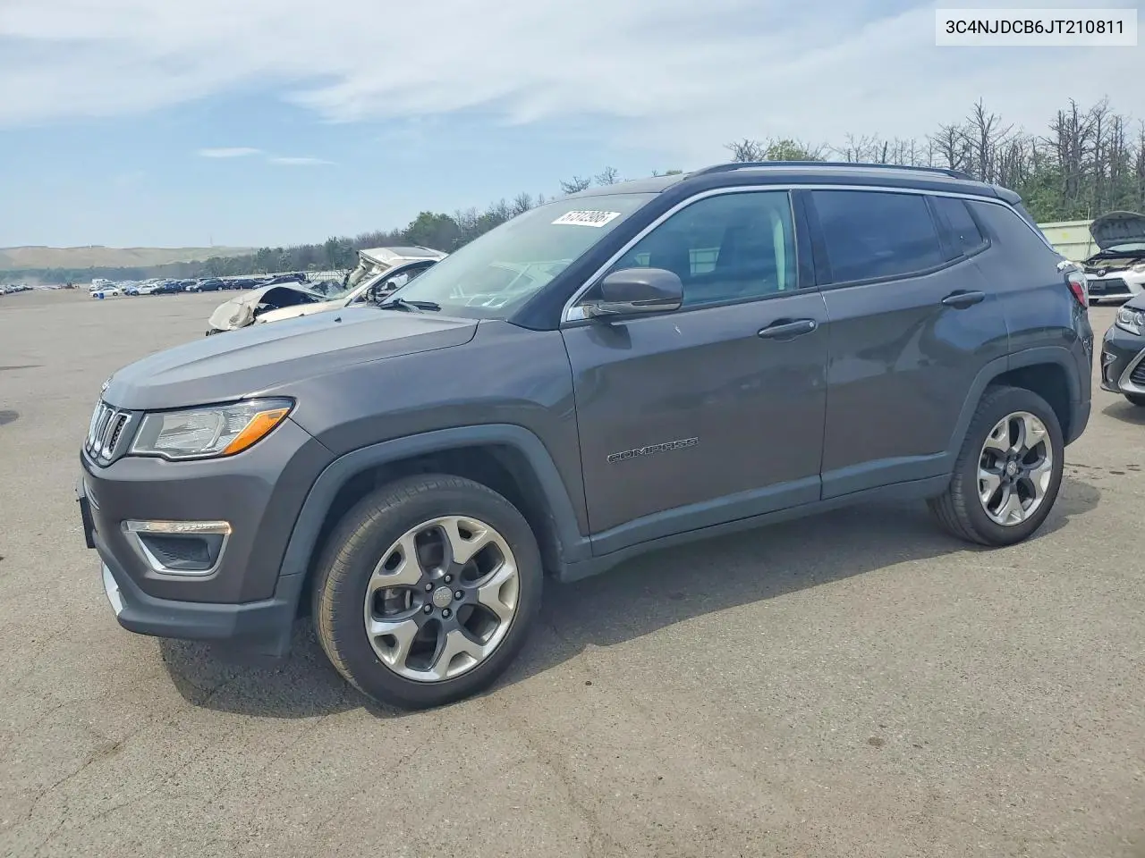 2018 Jeep Compass Limited VIN: 3C4NJDCB6JT210811 Lot: 57312986