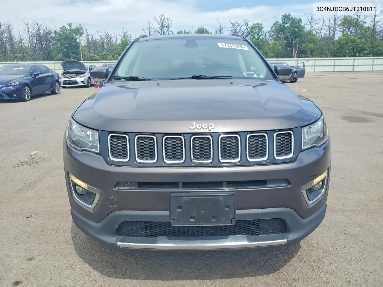 2018 Jeep Compass Limited VIN: 3C4NJDCB6JT210811 Lot: 57312986