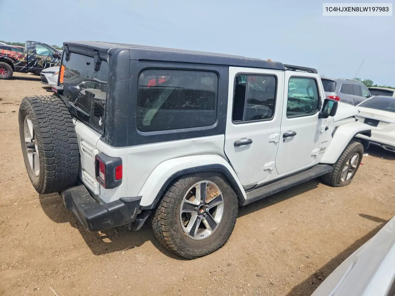 2020 Jeep Wrangler Unlimited Sahara VIN: 1C4HJXEN8LW197983 Lot: 54505556