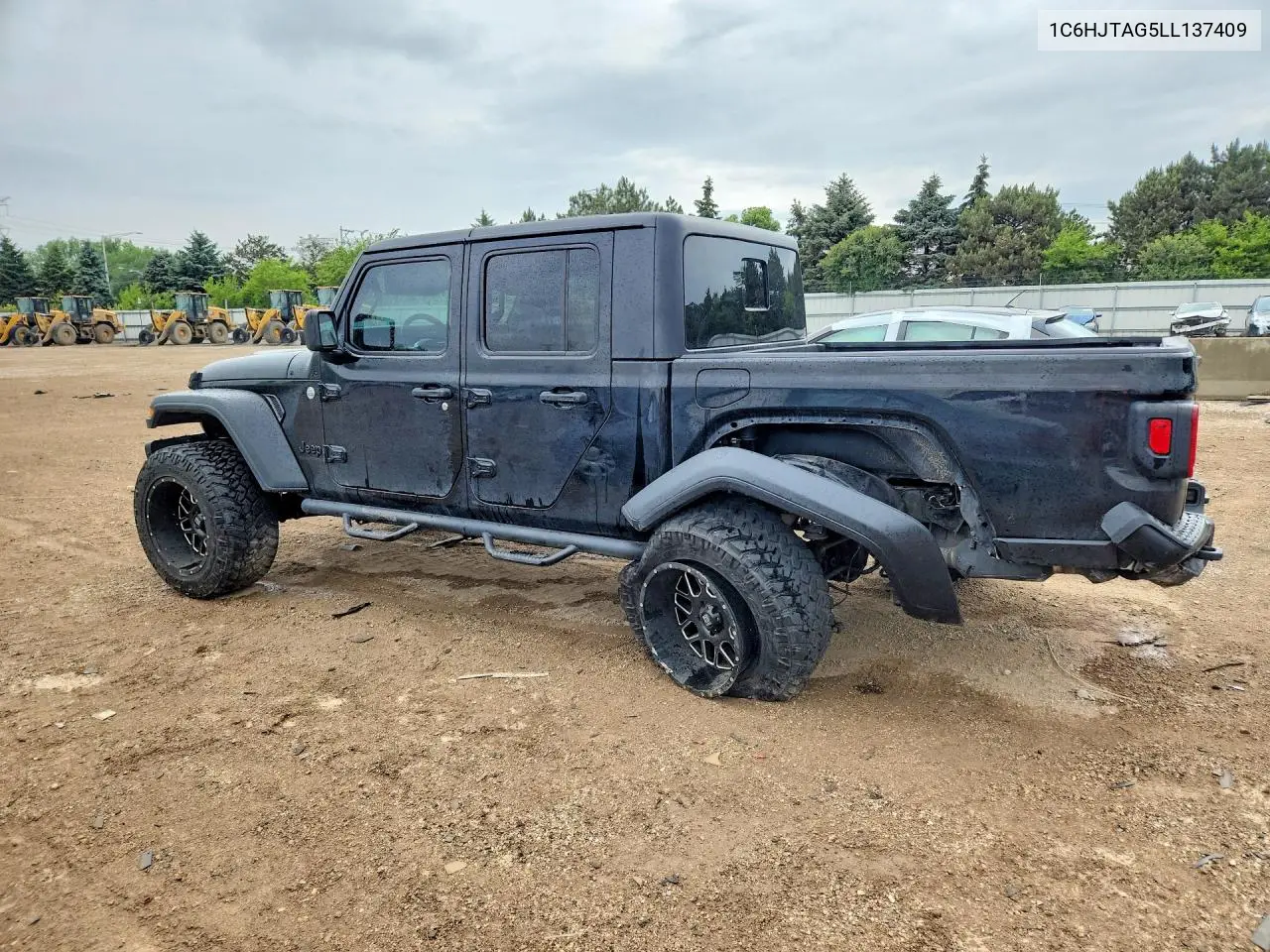 2020 Jeep Gladiator Sport VIN: 1C6HJTAG5LL137409 Lot: 55833356