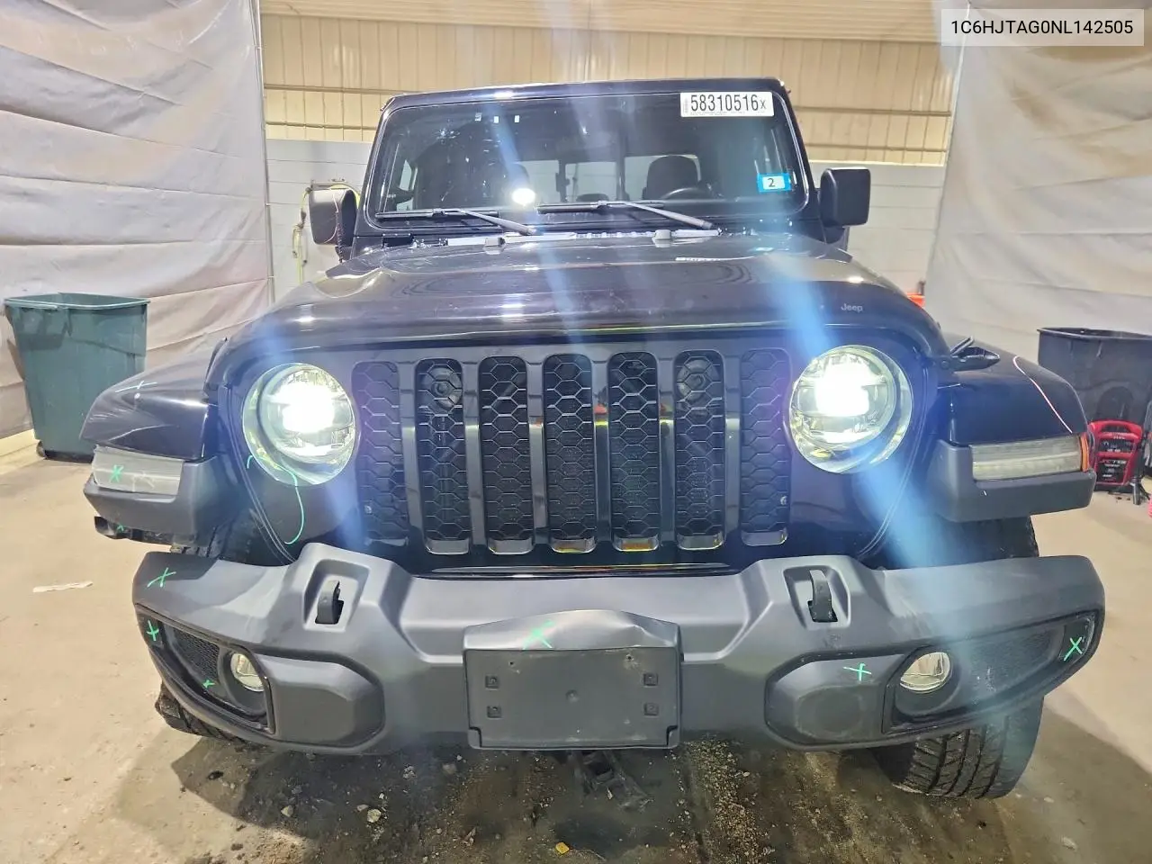 2022 Jeep Gladiator Sport VIN: 1C6HJTAG0NL142505 Lot: 58310516