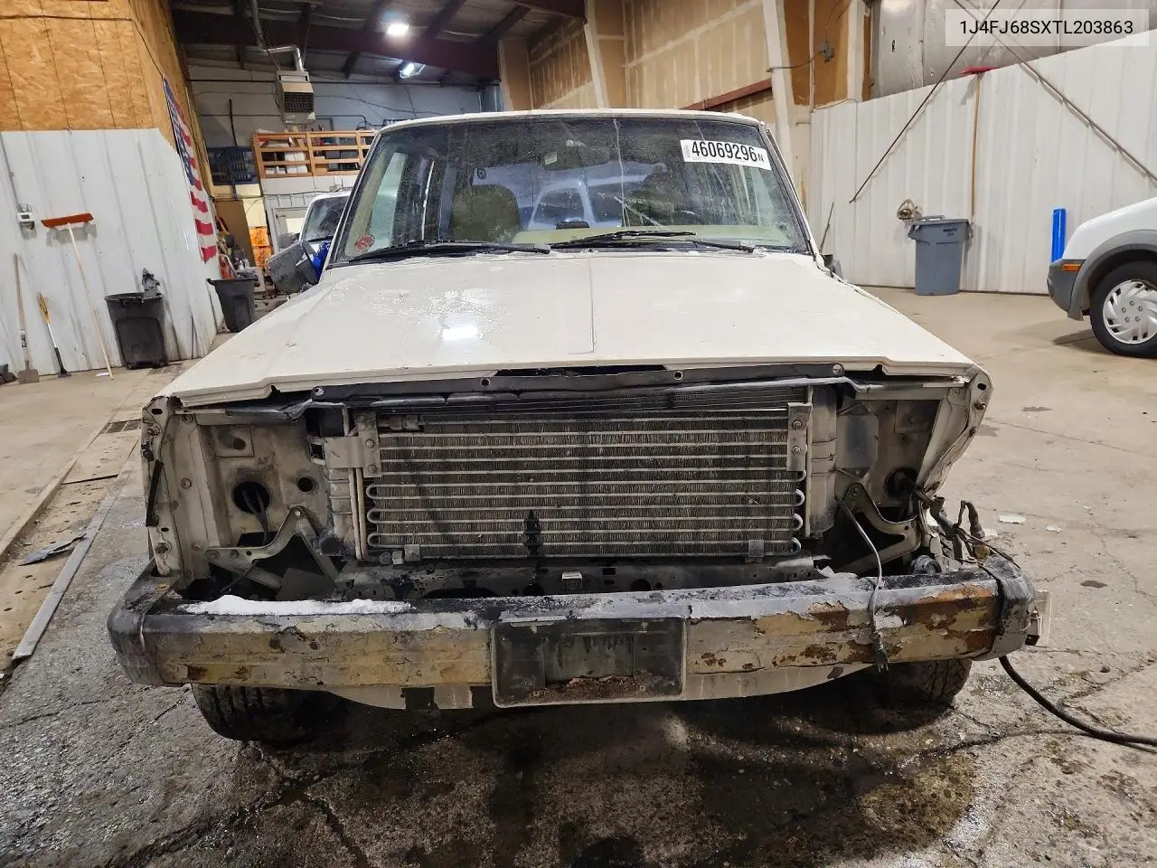 II (XJ)