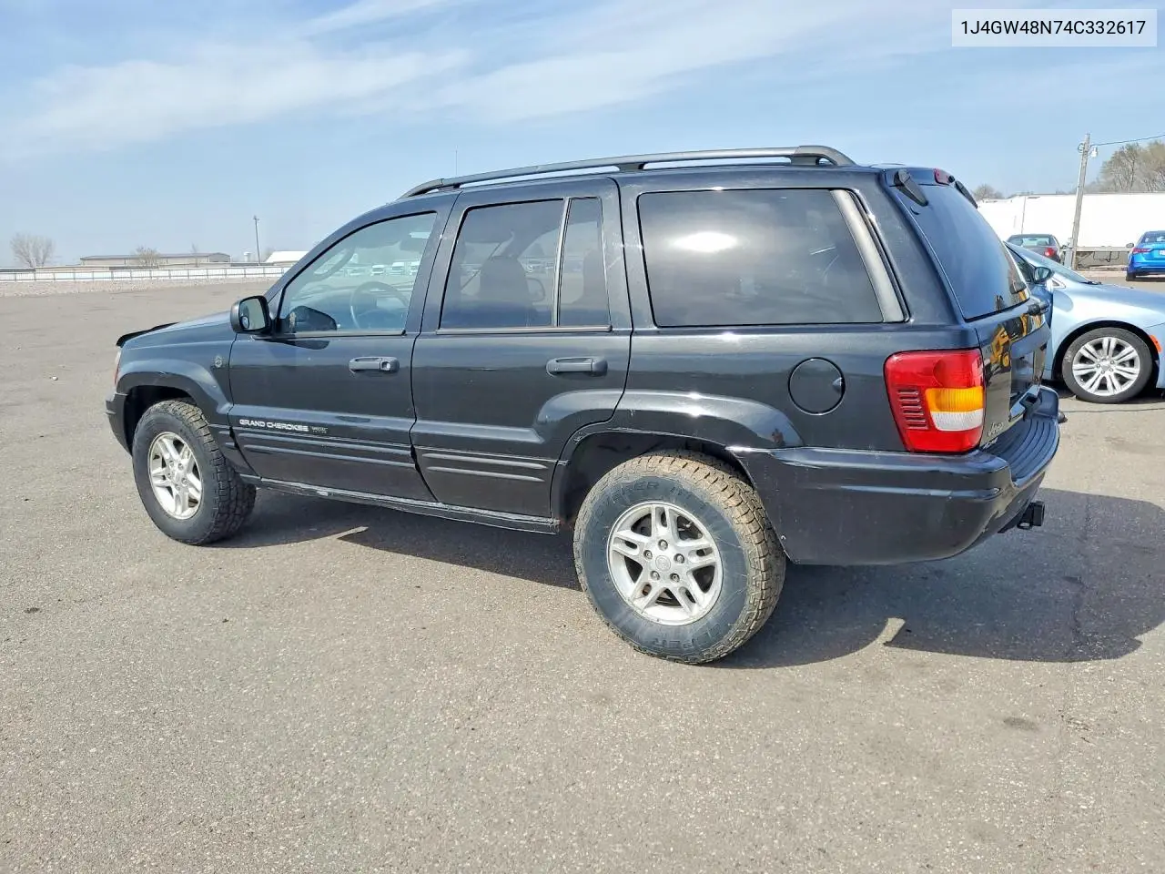 2004 Jeep Grand Cherokee Laredo VIN: 1J4GW48N74C332617 Lot: 50179846