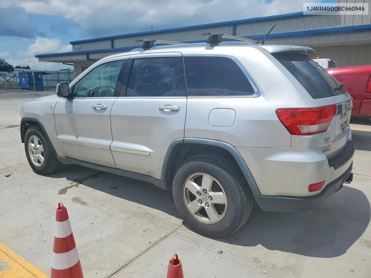 2011 Jeep Grand Cherokee Laredo VIN: 1J4RR4GG0BC660946 Lot: 54527206