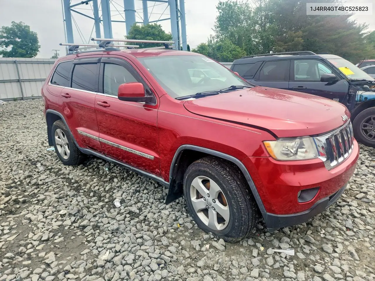 2011 Jeep Grand Cherokee Laredo VIN: 1J4RR4GT4BC525823 Lot: 55270166