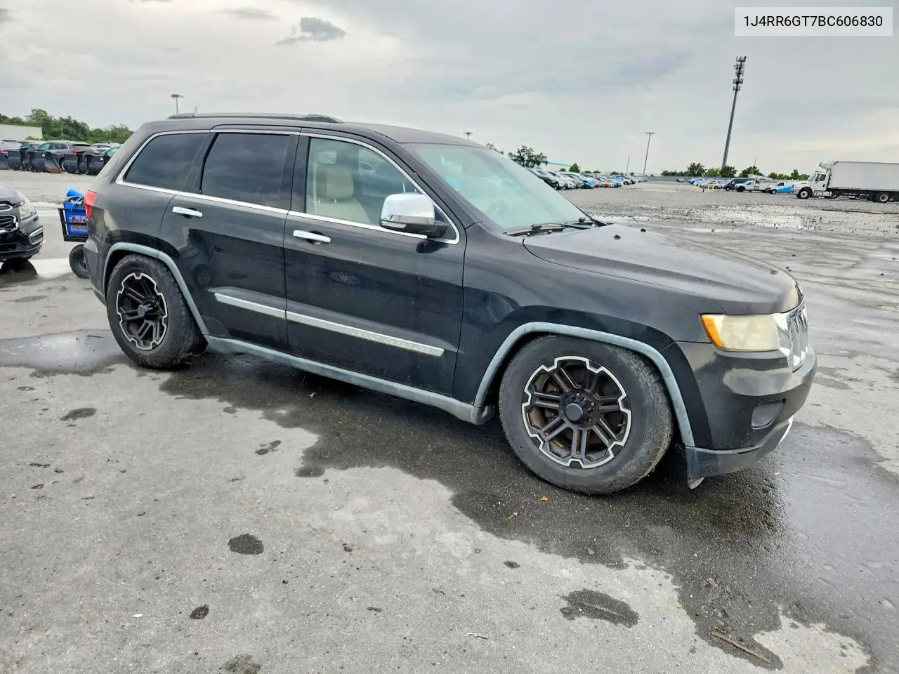 2011 Jeep Grand Cherokee Overland VIN: 1J4RR6GT7BC606830 Lot: 61953546