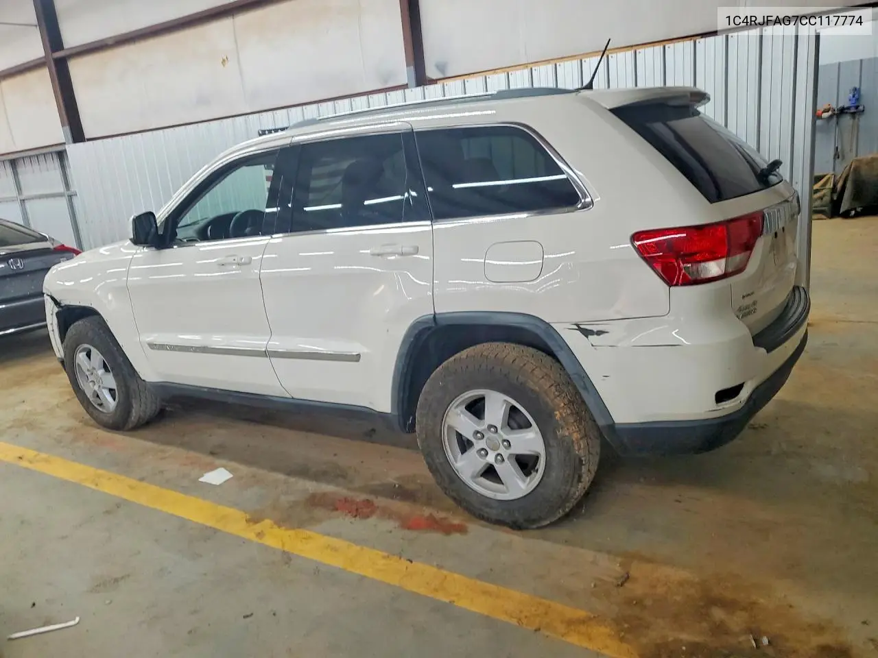 1C4RJFAG7CC117774 2012 Jeep Grand Cherokee Laredo