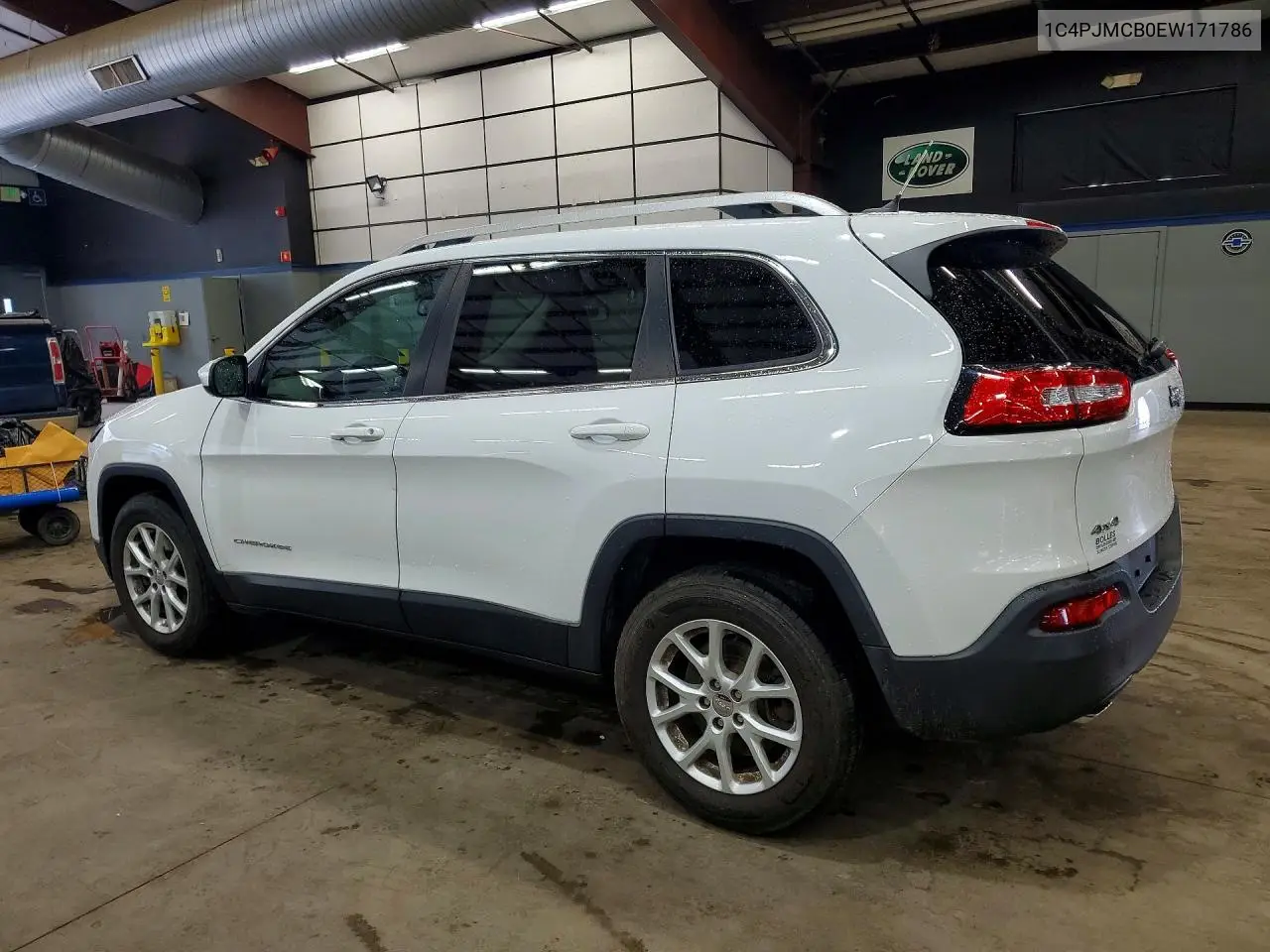 2014 Jeep Cherokee Latitude VIN: 1C4PJMCB0EW171786 Lot: 59997686